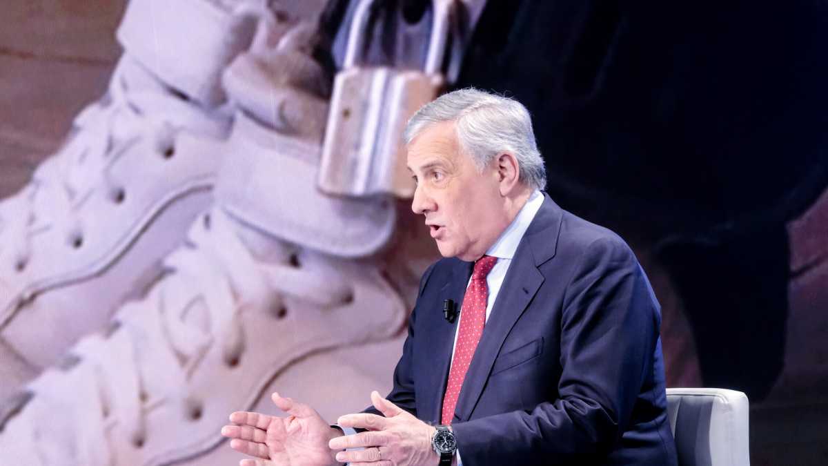 Immagine di Un bravo a Tajani sul caso Salis