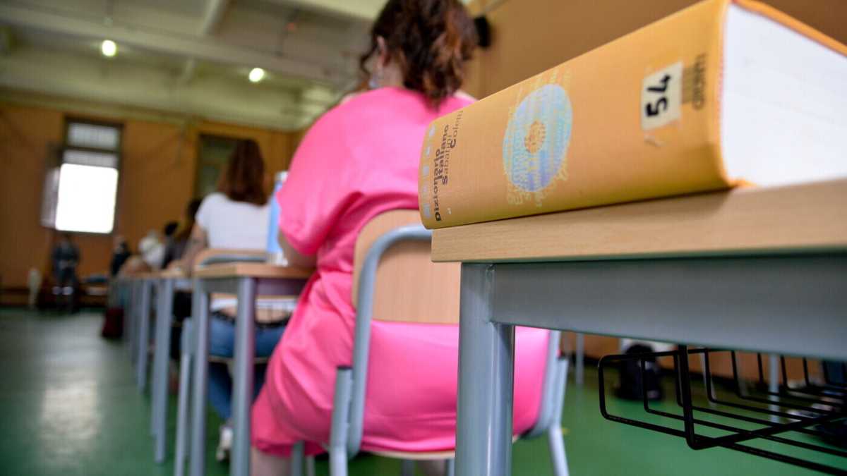 Immagine di Il problema degli insegnanti è dentro alle scuole, non fuori