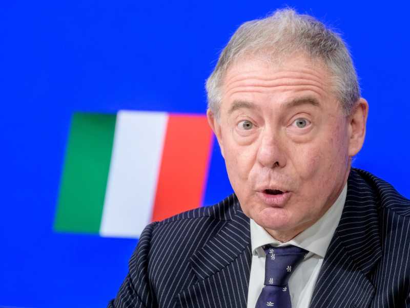 Molta ammoina intorno a Stellantis