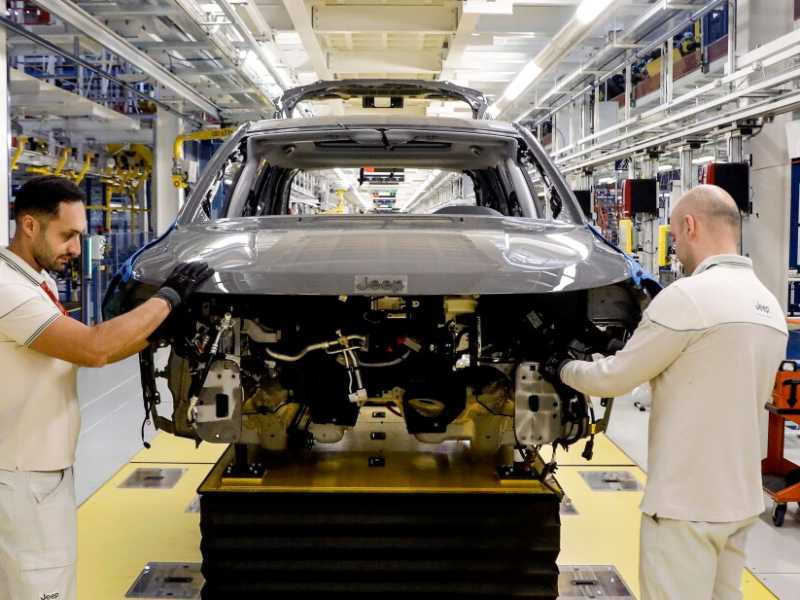 Lo stabilimento Fca di Melfi (foto LaPresse)
