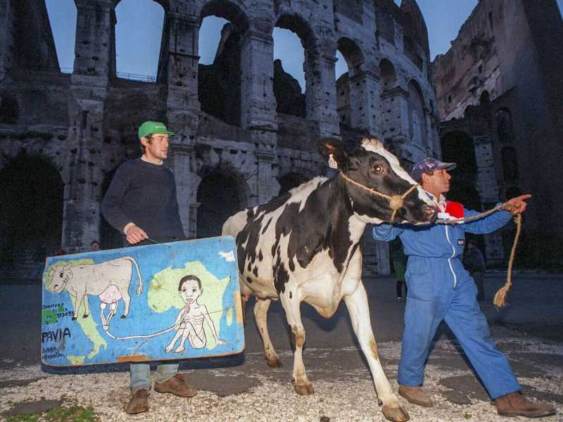 Tutti sui trattori: dal governo ad Amadeus. Meloni pronta a un segnale sull'Irpef