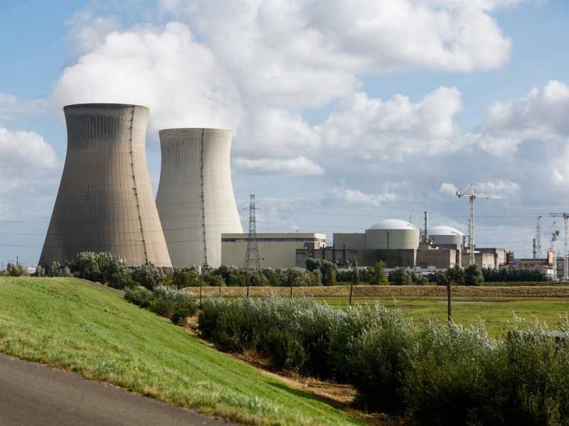 &nbsp;Una centrale nucleare - foto Ansa