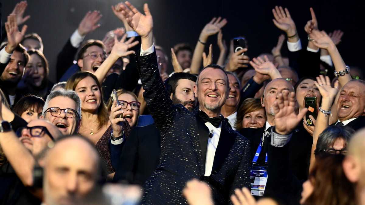 Immagine di Sanremo in surplace. Una prima serata morbida e inoffensiva