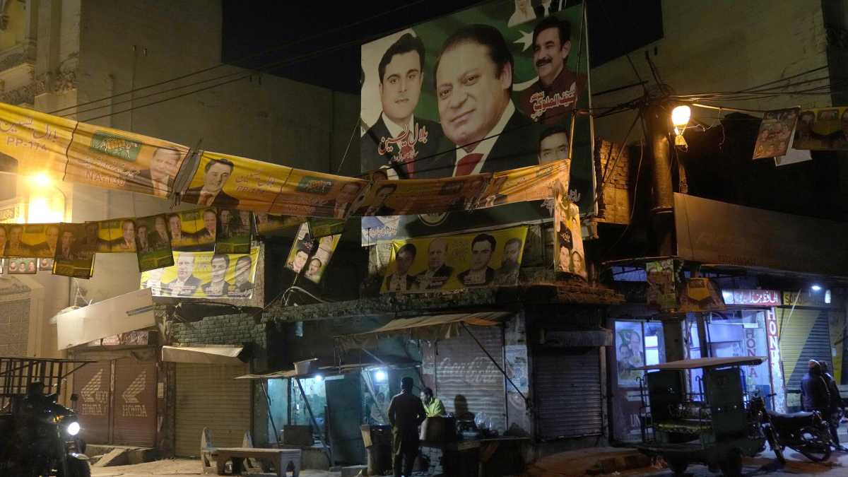 Immagine di Fra party, galere e nessun comizio, a decidere le elezioni in Pakistan sarà come sempre l’esercito
