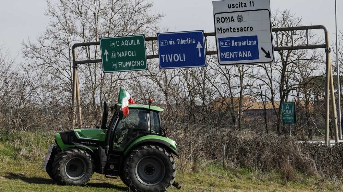 Immagine di La trattativa Stato-trattori per le manifestazioni nella capitale