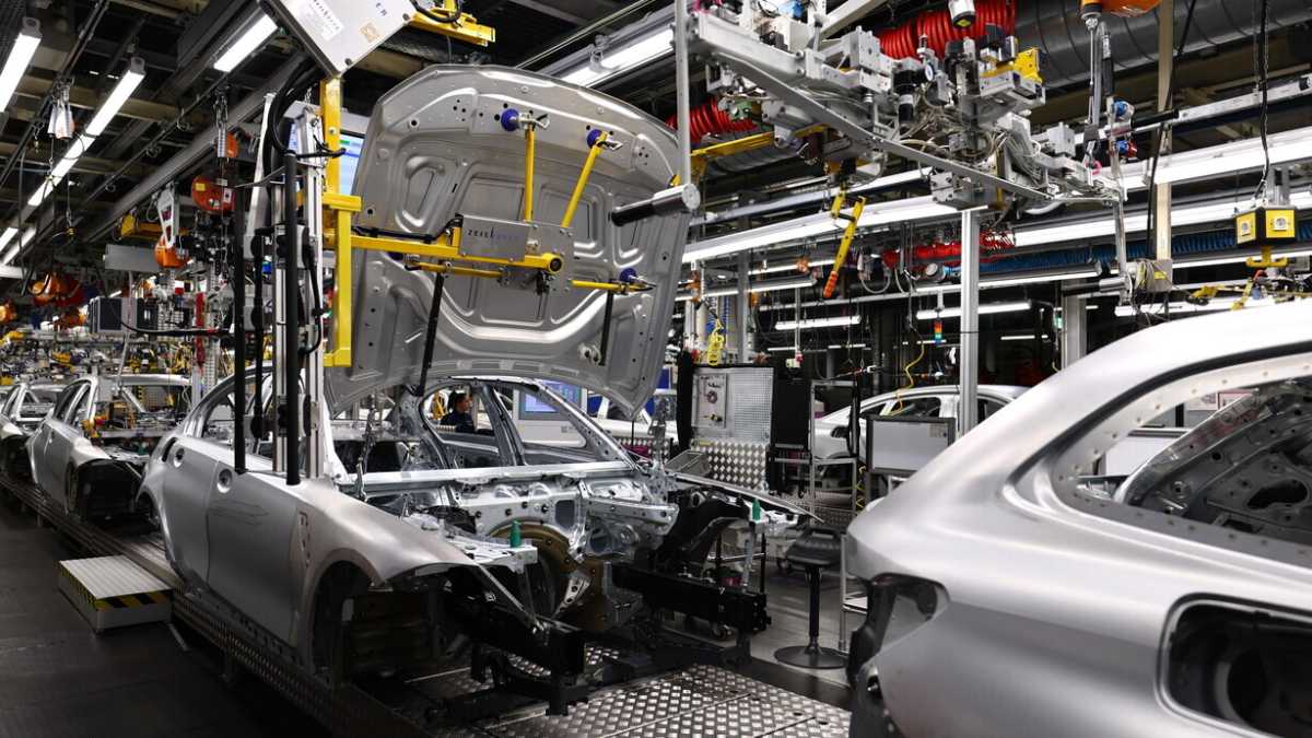 Immagine di Andare oltre le lagne sull’auto. Il problema dell’Italia più che di quantità è di qualità