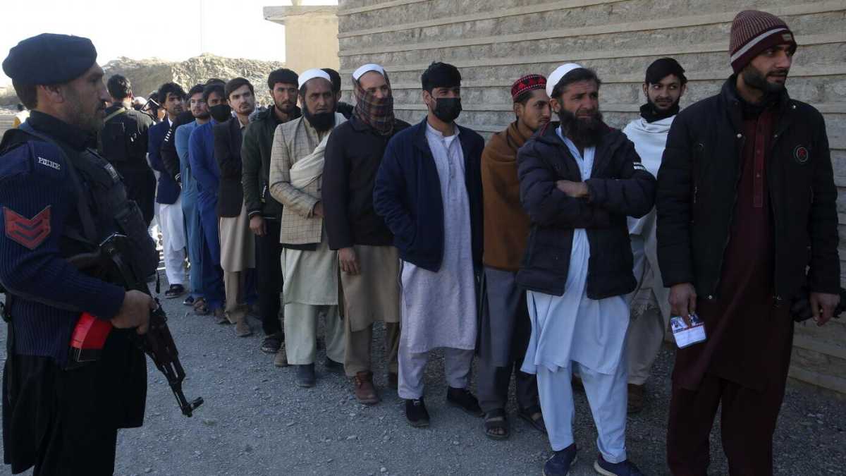 Immagine di In Pakistan gli attentati sono all'ordine del giorno. Il voto in un clima di tensione