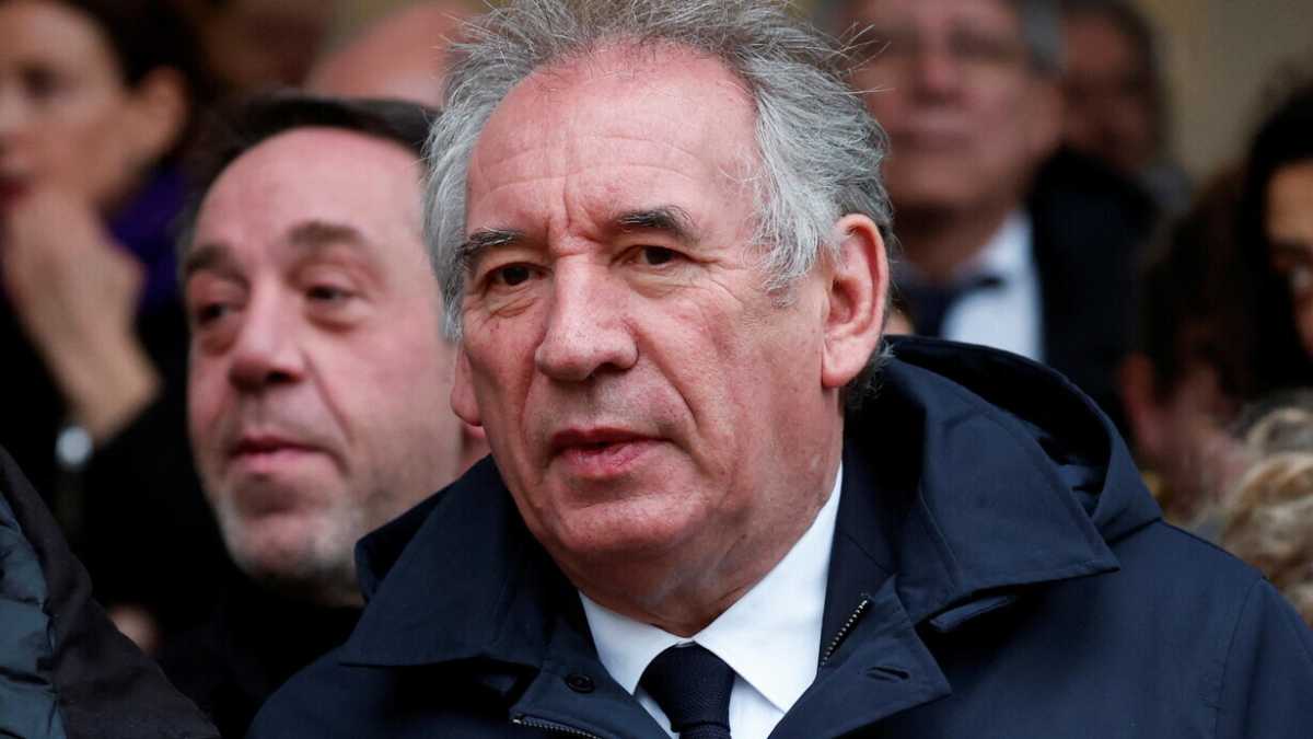 Immagine di I capricci di François Bayrou complicano il rimpasto di governo in Francia