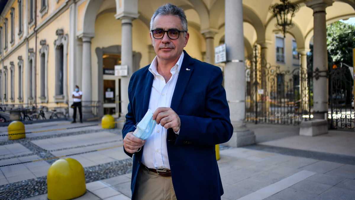 Immagine di La scemenza collettiva che manda a processo il virologo Pregliasco, reo di aver fatto il suo lavoro