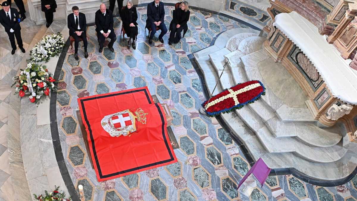 Immagine di Così muore un quasi-re: la Camera ardente di Vittorio Emanuele alla Venaria Reale