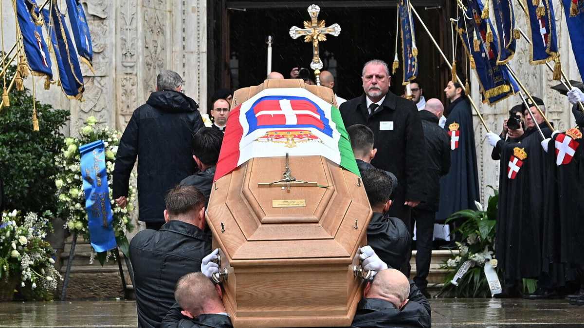 Immagine di Il funerale di Vittorio Emanuele è il Sanremo dei monarchici