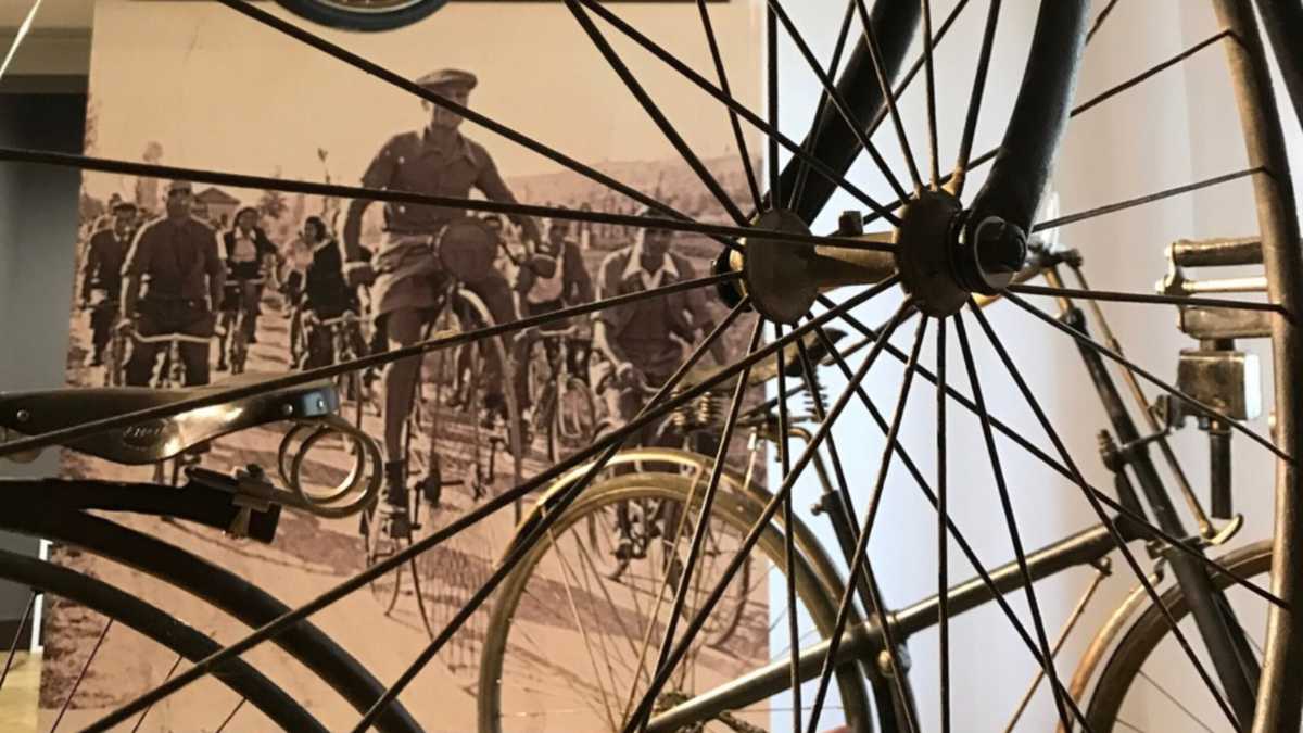 Immagine di Biciclette d'amore. Un San Valentino al museo