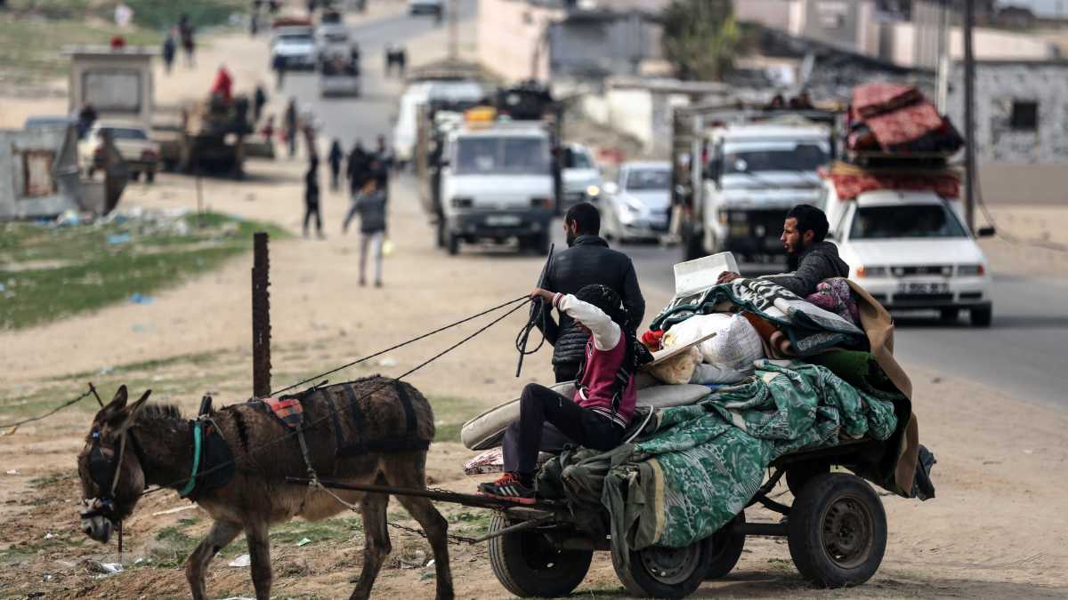 Immagine di I vertici dell'intelligence israeliana al Cairo. Biden: "Lavoriamo a una tregua di 6 settimane"
