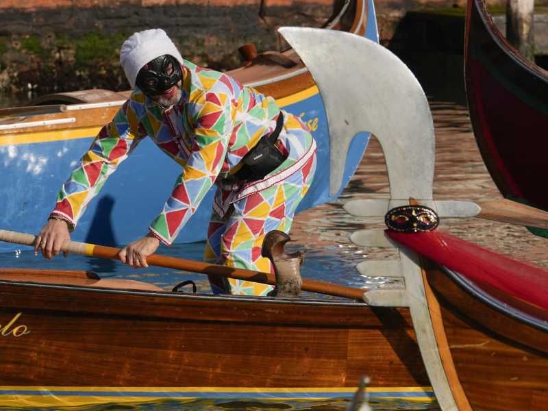 Chiasso, ressa, festeggiamento forzato: Carnevale, ti odio