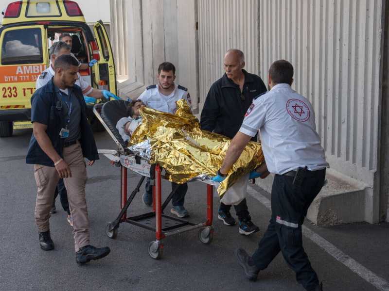 L'ospedale a Safed dopo i bombardamenti dal Libano (Foto LaPresse)&nbsp;<br />