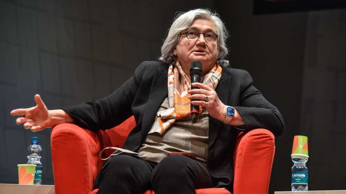 Immagine di Rosy Bindi e la minigonna dell'ad Rai Roberto Sergio