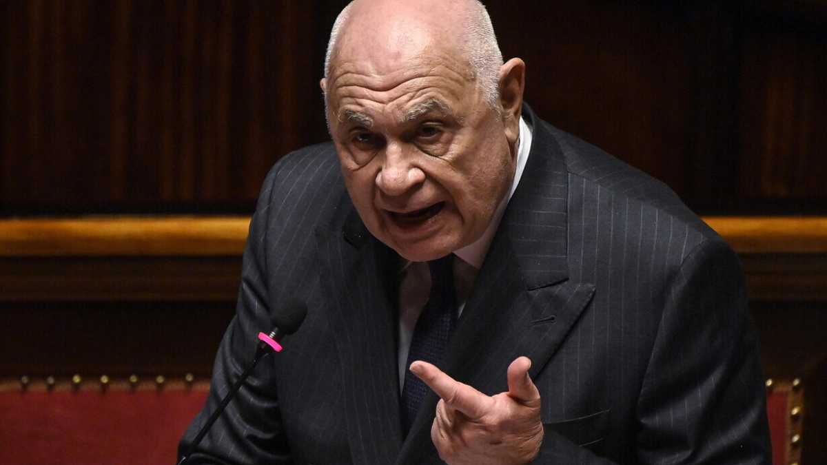 Immagine di L’abuso d’ufficio, Nordio e quelle esondazioni che i pm non vedono