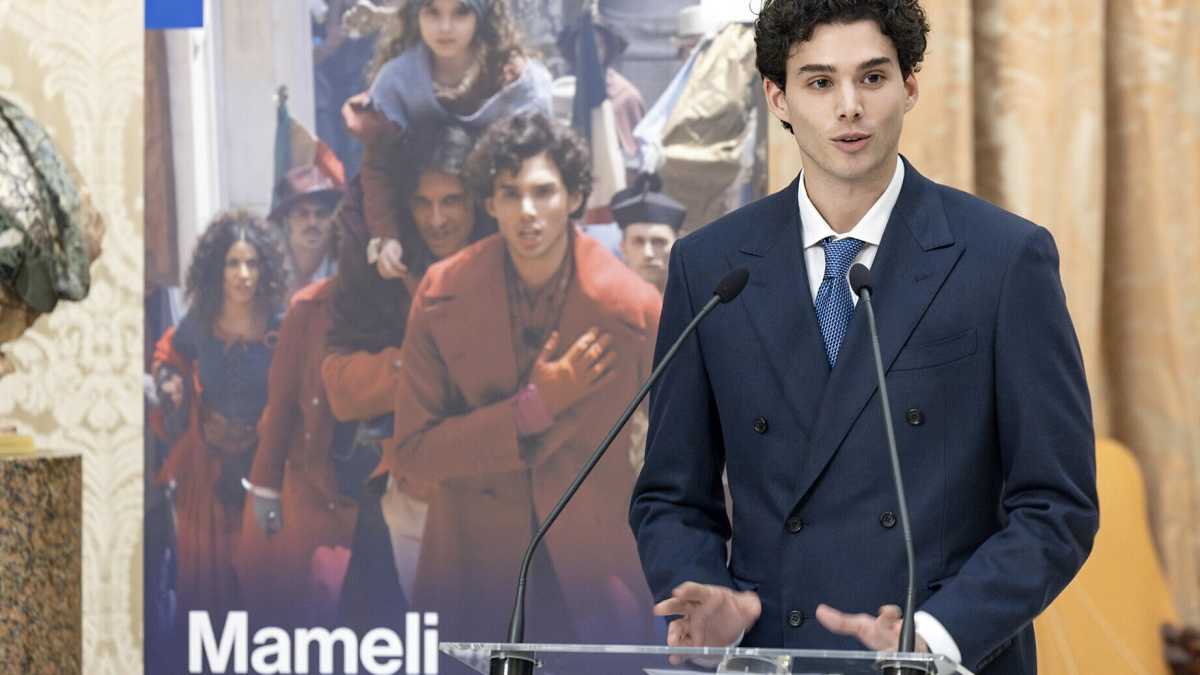 Immagine di Fratelli di fiction. La storia torna in Rai ed è subito autocoscienza nazionale