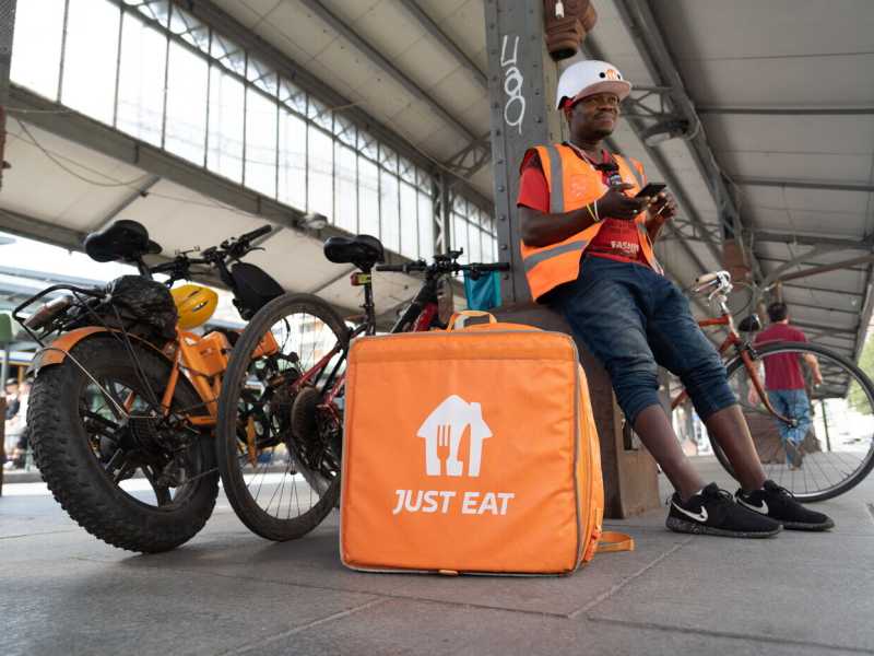 L’Unione europea volta le spalle ai rider