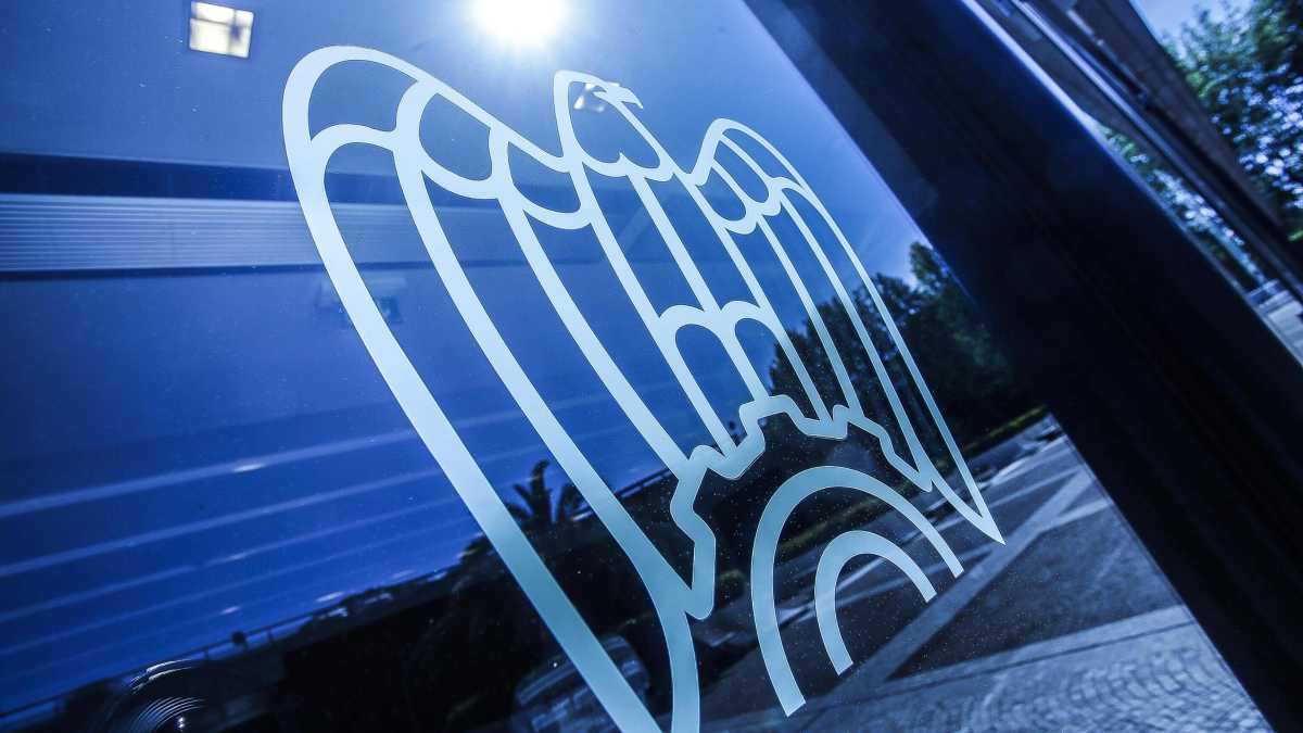 Immagine di Salvare Confindustria Moda. Il patto delle quattro dame