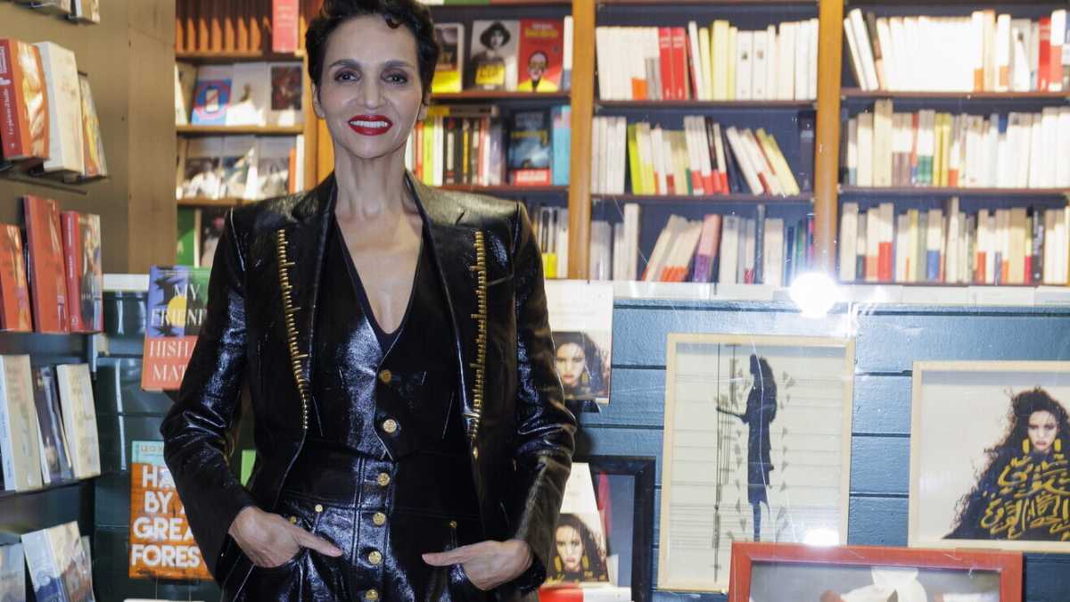 Immagine di La dura infanzia di Farida Khelfa, che poi arrivò in cima all’olimpo della moda