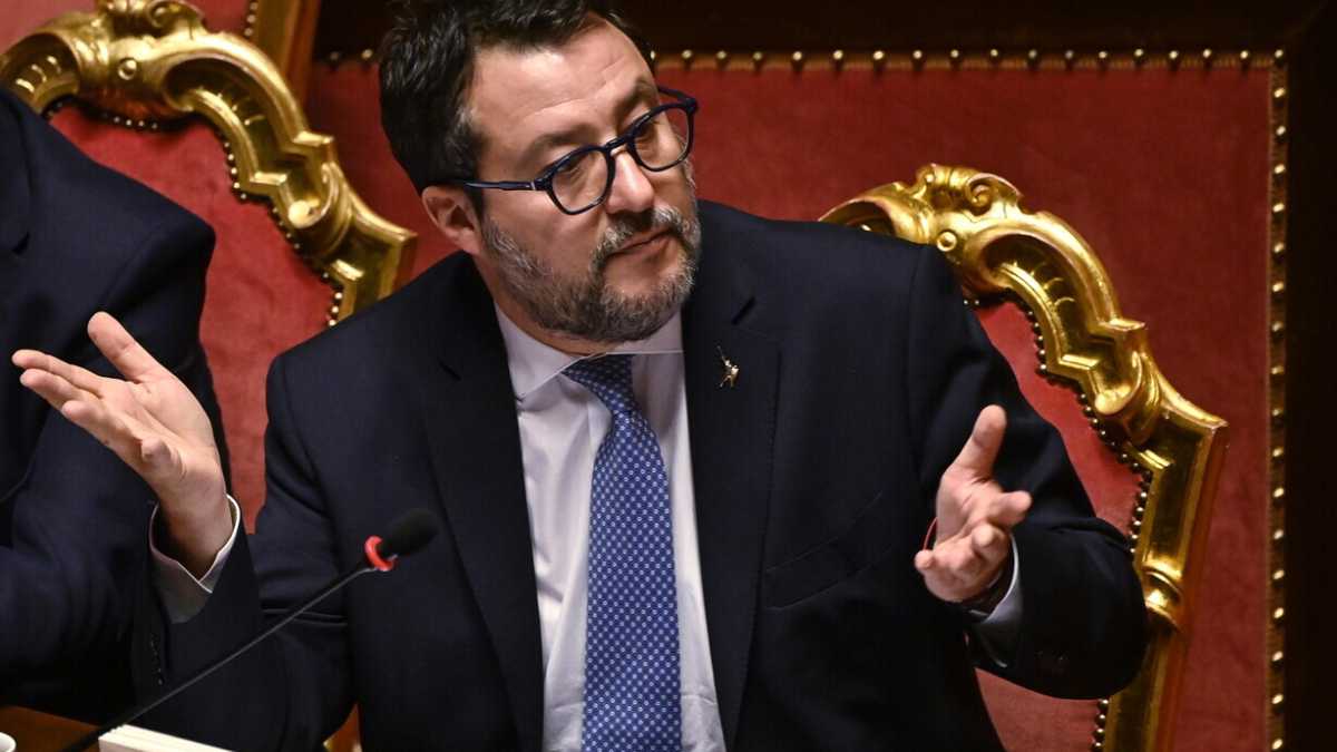 Immagine di Un Salvini ancora incerto su Navalny: "Già non so cosa succede in Italia"
