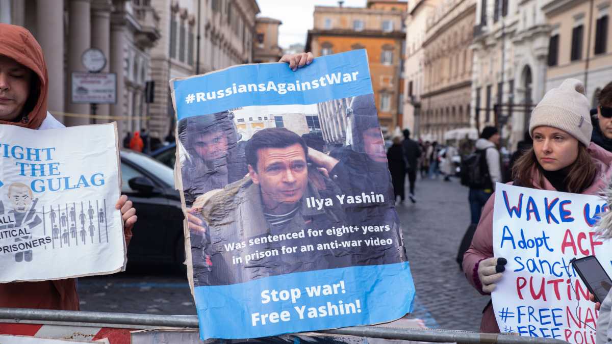 Immagine di Il messaggio di Ilya Yashin su Navalny: "Ecco perché Putin lo ha ucciso"