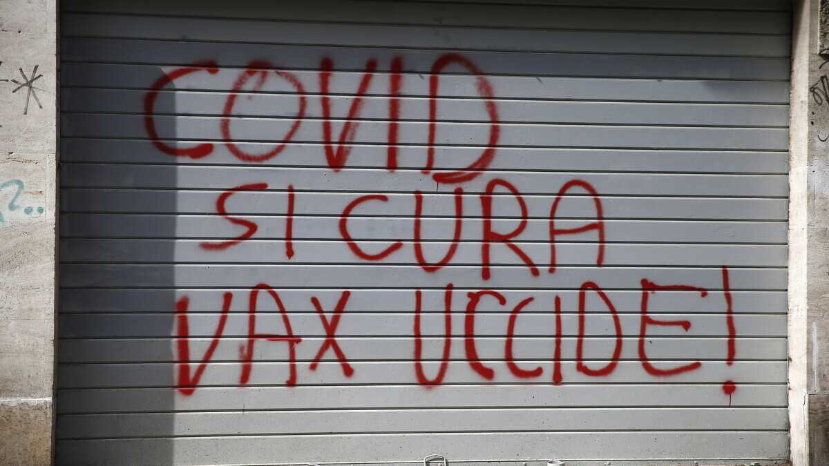 Immagine di L'immondizia antivaccinista dei soliti noti finisce ancora una volta nel cestino