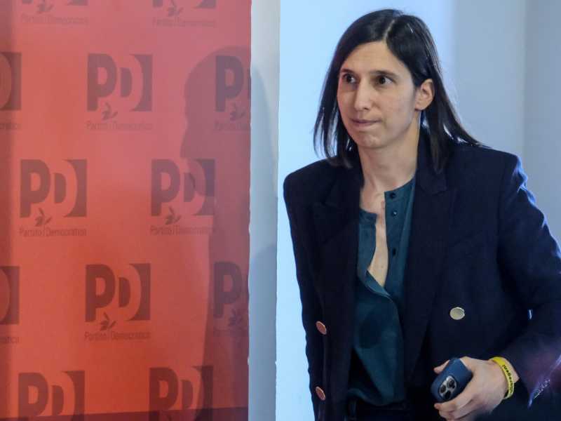 Il Pd di Schlein va in tilt sul terzo mandato. Riunioni, call, tavoli e sindaci contro. La minaccia ai big