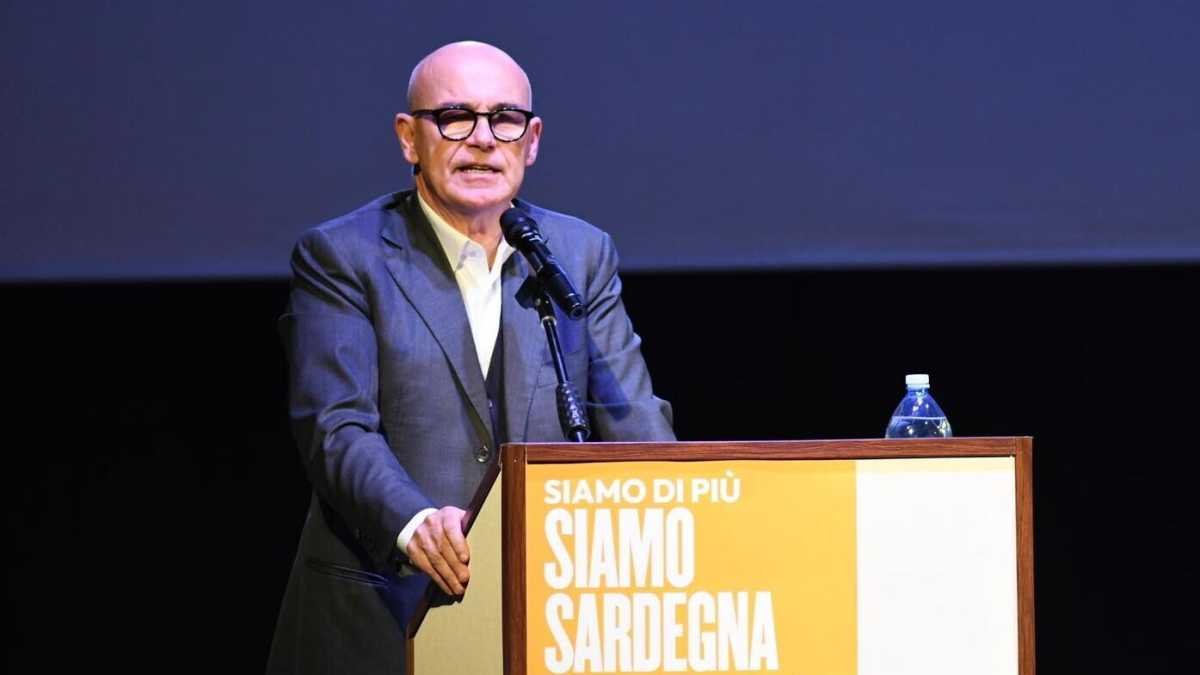Immagine di Soru: “È Todde la terza incomoda. Pronto a prendere i voti del Partito sardo d’azione”