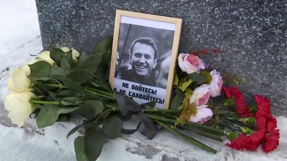 Immagine di La madre di Navalny: "Mi hanno mostrato il corpo di Alexei". Le minacce per una sepoltura in segreto