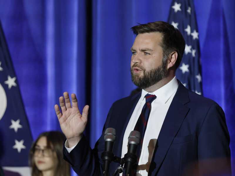 Il senatore Vance ambisce al ticket elettorale con Trump e si fa cantore dell’abbandono degli ucraini