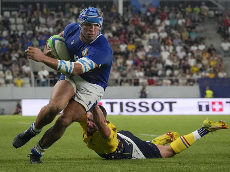 Gianmarco Lucchesi durante la partita tra Romania e Italia al Arcul de Triumf stadium a Bucarest nel 2022. (Foto AP/Andreea Alexandru via LaPresse)