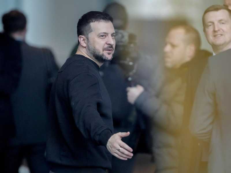Zelensky e noi