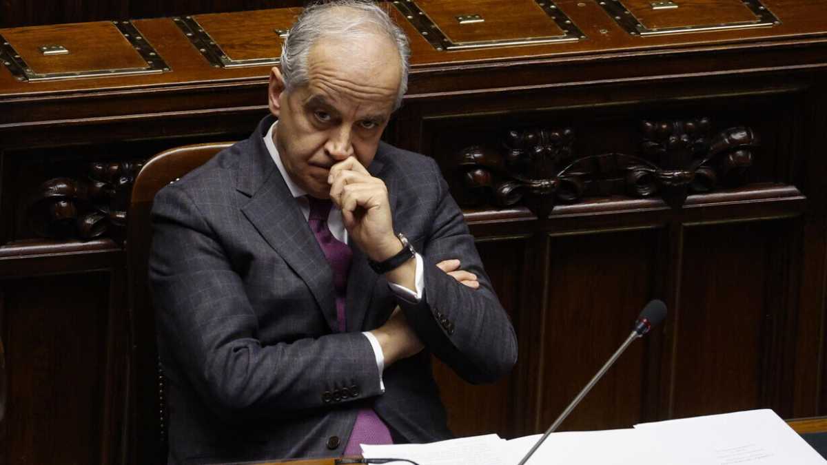Immagine di Tra identificazioni e cariche violente: urgono spiegazioni dal Viminale