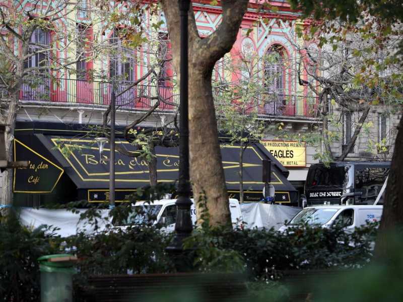 Il Bataclan oggi, dopo la notte degli attentati (LaPresse)