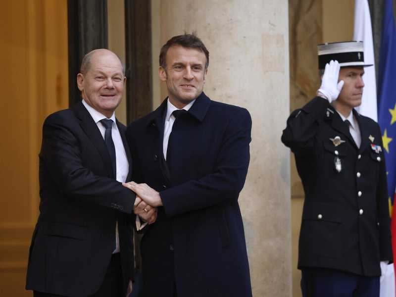  Emmanuel Macron e Olaf Scholz - foto Ansa