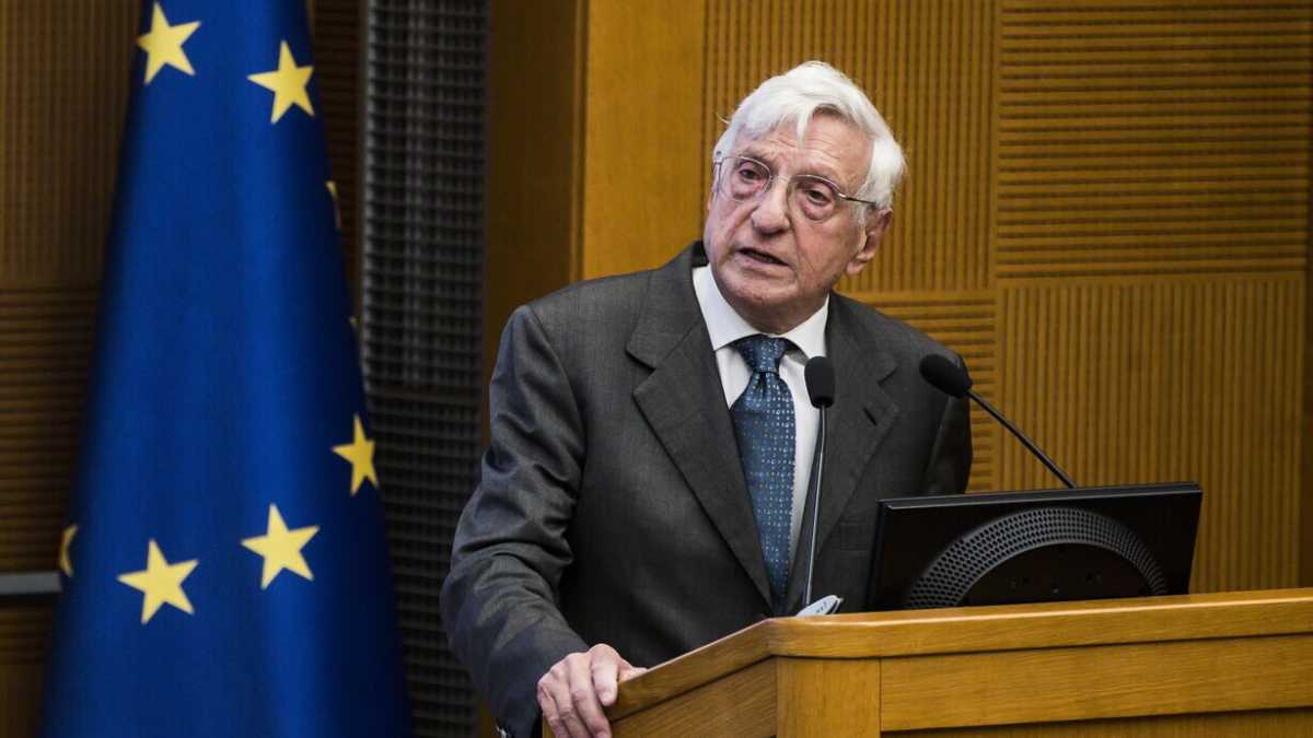 Immagine di "Fitto e le Zes? Il governo sta sbagliando sul Sud e pagherà un prezzo elettorale". Parla Giorgio La Malfa