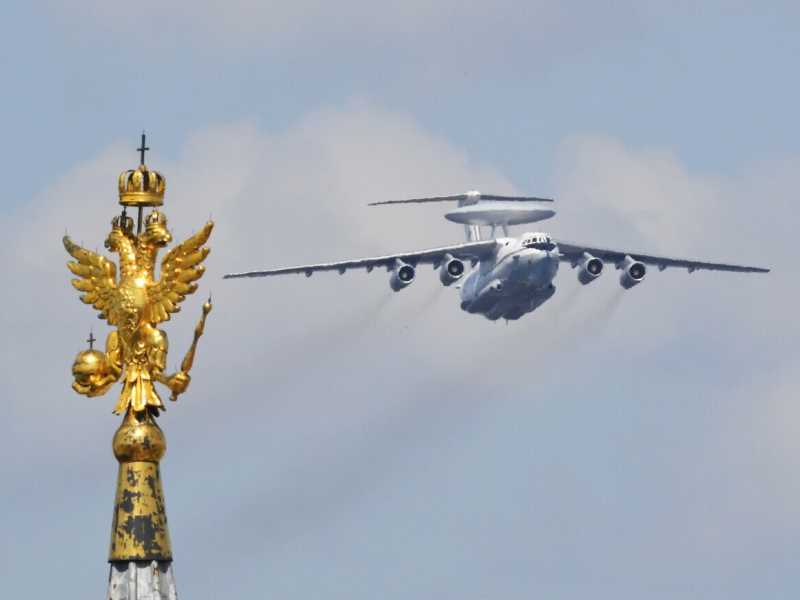 Kyiv libera pezzi di cielo. C'è aria di F-16