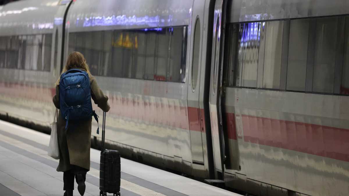 Immagine di In treno si lavora benissimo, dicono tutti: è vero, ma io no