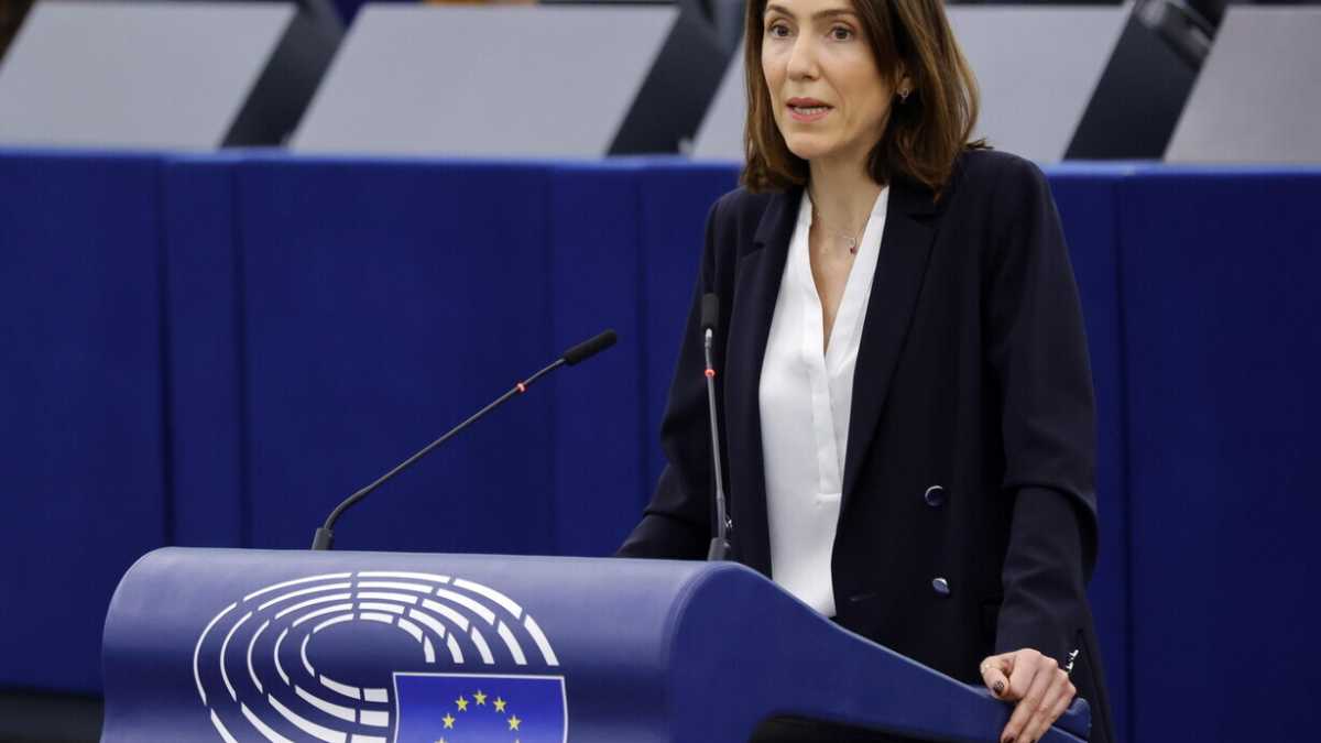 Immagine di Così Valérie Hayer immagina la campagna macroniana in Europa