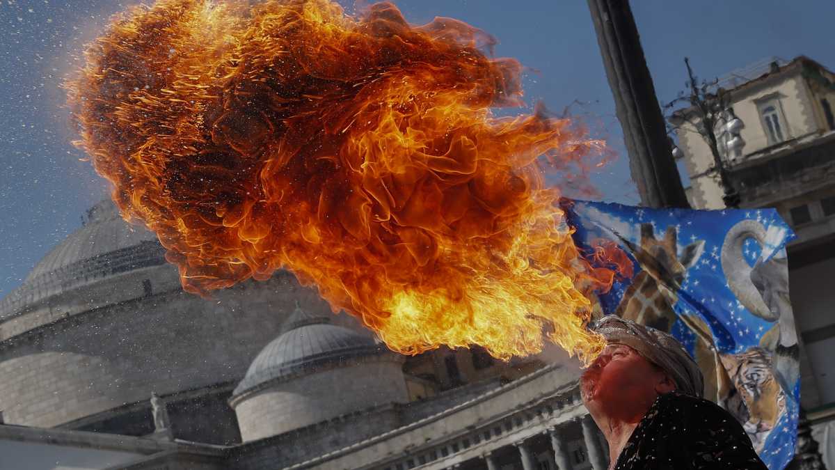 Immagine di Fuoco di madre. Memorie intime e potenti di un disincanto amoroso, ruvido e ardente