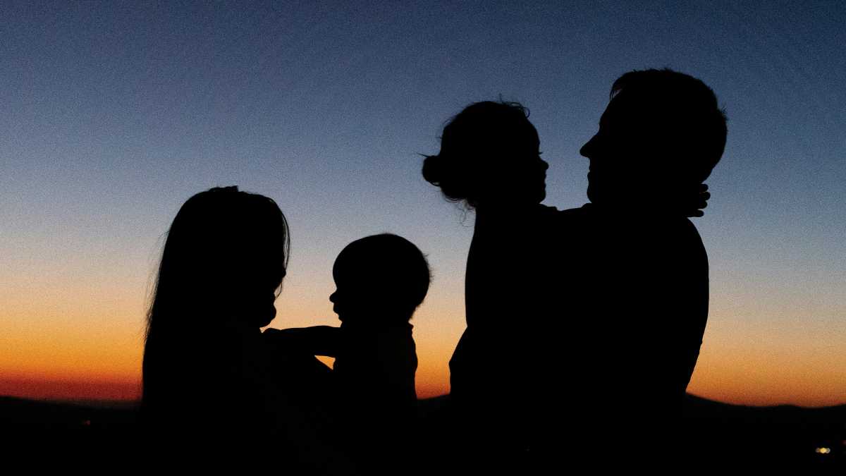 Immagine di Una famiglia di obitoristi e latrinai