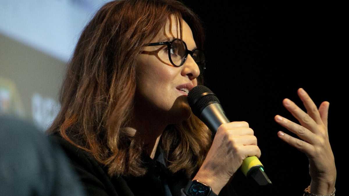 Immagine di Secondo Paola Cortellesi a scuola si dovrebbe insegnare la superficialità