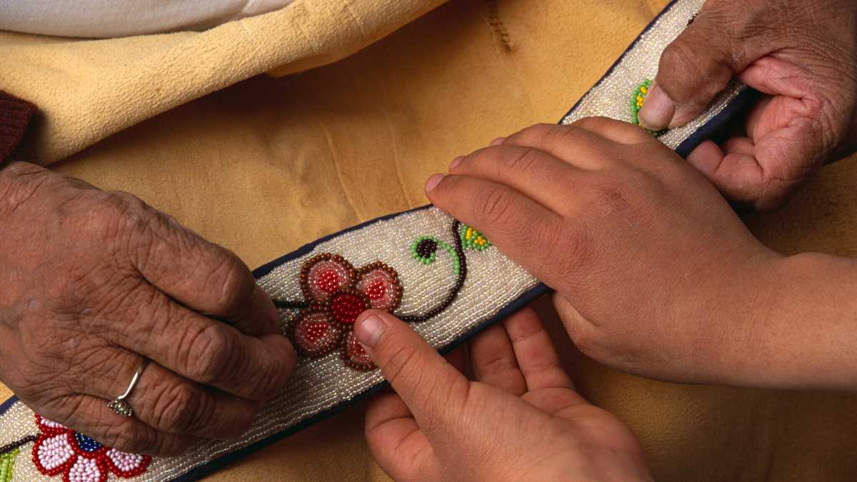Immagine di È difficile spiegare che cos'è la tradizione senza essere approssimativi