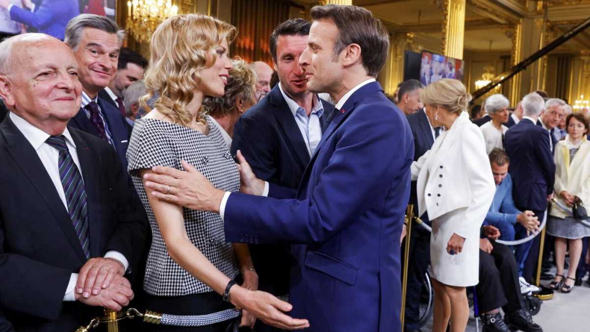 Immagine di Le confessioni della figlia di Brigitte Macron nel suo ultimo romanzo, "Assises"