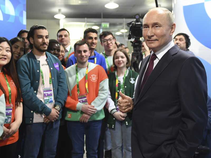 La lista dei "putiniani d'Italia" la cercavamo nel posto sbagliato