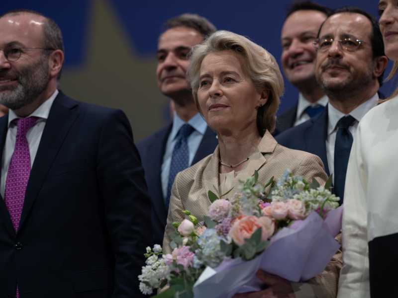 <span style="color: rgb(0, 128, 0); font-family: Arial, sans-serif; font-size: 12px; text-wrap: nowrap;">Ursula von der Leyen - foto via Getty Images</span>