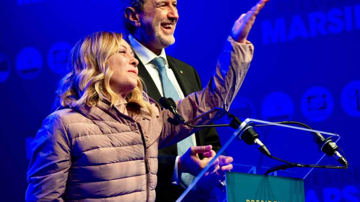 Immagine di Se si votasse sui social in Abruzzo vincerebbe Marsilio