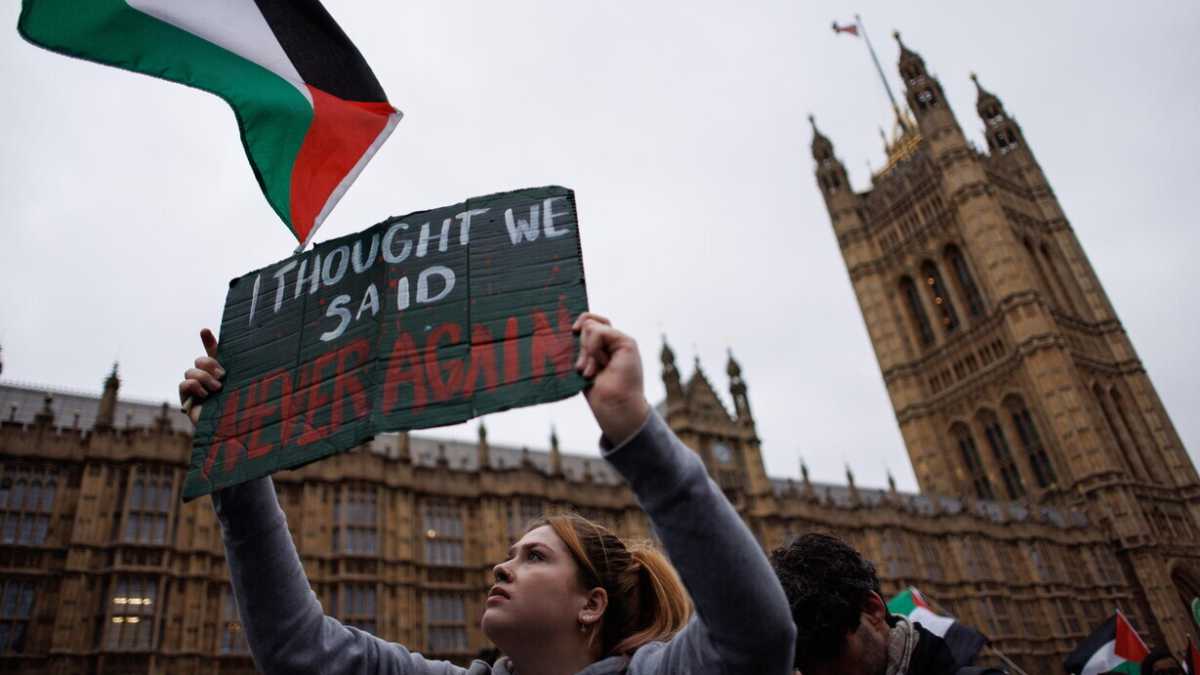 Immagine di Londra nei weekend di protesta per Gaza è "vietata agli ebrei". L’allarme dello zar contro l’estremismo